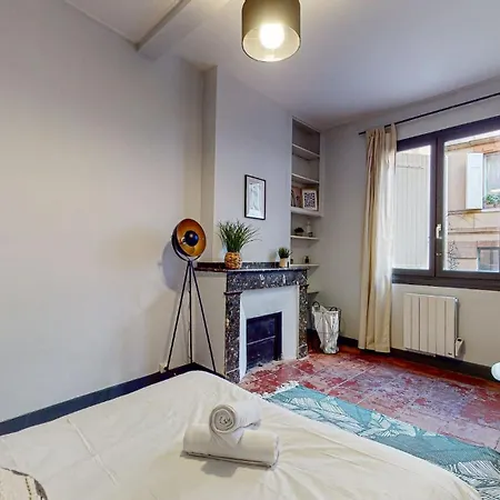 Couteliers - Hypercentre Carmes - Metro A 4min Apartment *